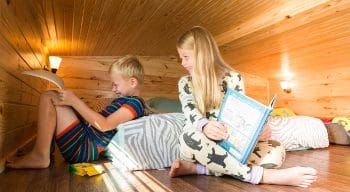 kids-in-cabin